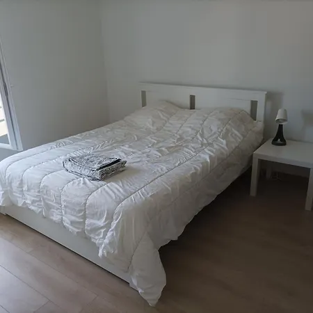Maison 4 A 300m De La - Climatisee *